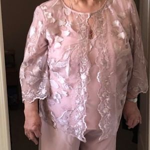 Women's Two Piece Shell Pink Lace Top with Chiffon Pants